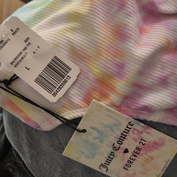 NWT Juicy Couture limited edition tye dye one piece swimsuit Size Large - Picture 5 of 5